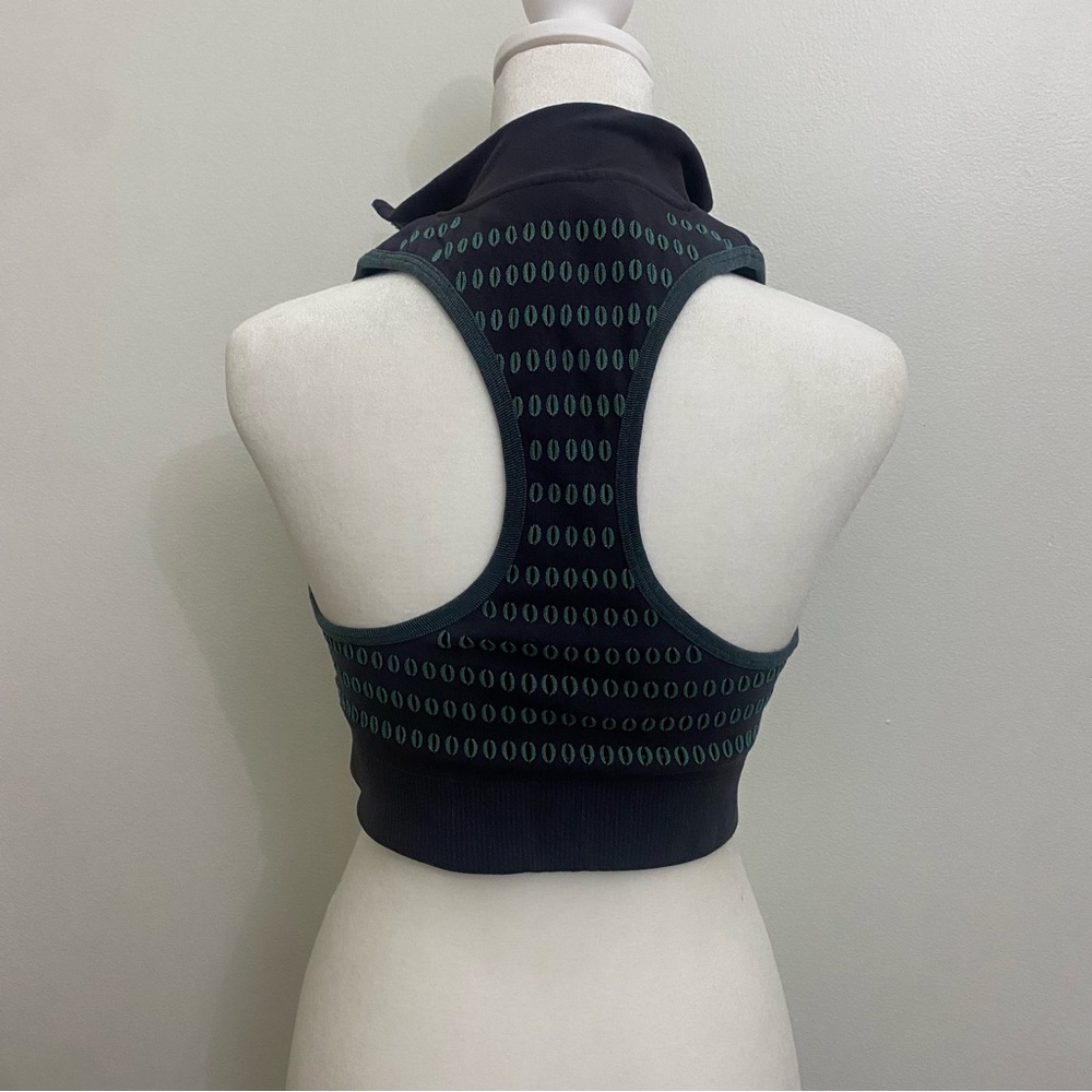 Fabletics Zip-Up Bra - Picture 2 of 2